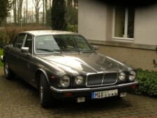 Jaguar XJ 12