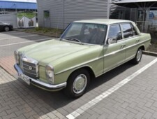 Mercedes-Benz 200