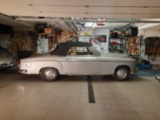 Mercedes-Benz 220 S