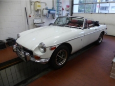 MG B