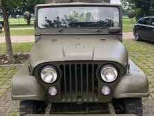 Jeep CJ-6