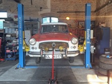Nash Metropolitan