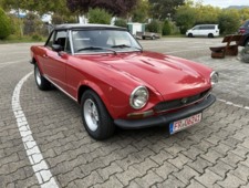 Fiat 124 Spider
