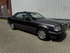 Mercedes-Benz 300 CE