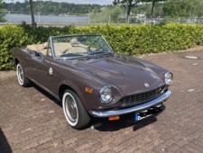 Fiat 124 Sport Spider