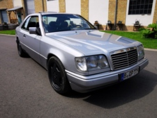 Mercedes-Benz E220 Coupe