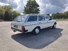 Mercedes-Benz 200 T