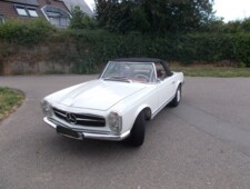 Mercedes-Benz 230 SL