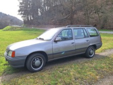 Opel Kadett E 2.0i Caravan